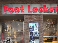 Foot locker בקניון עופר בילו סנטר