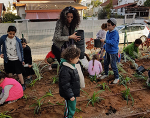 רוצים אירוע טו בשבט בשכונה שלכם? פנו לאגף השכונות